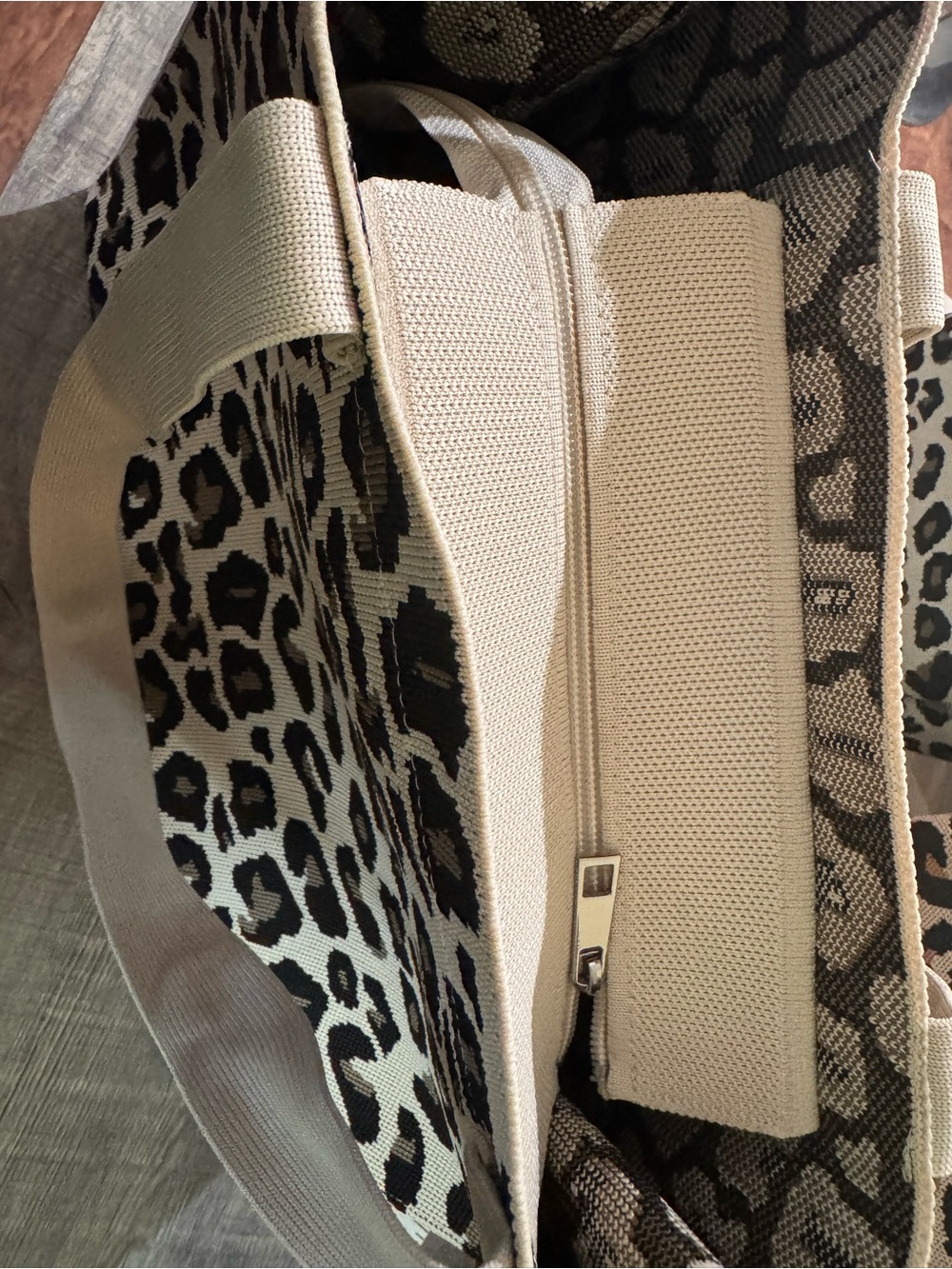 Beige Leopard Knit Tote Bag with Black Print - Picture 2 of 7